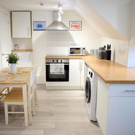 The Bay Beach Apartments ボーンマス エクステリア 写真